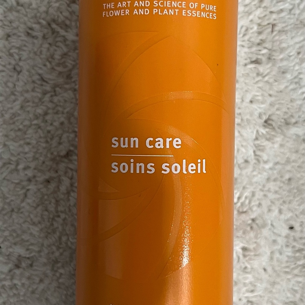 AVEDA Sun Care‎ Hair and Body Cleanser - Picture 2 of 7